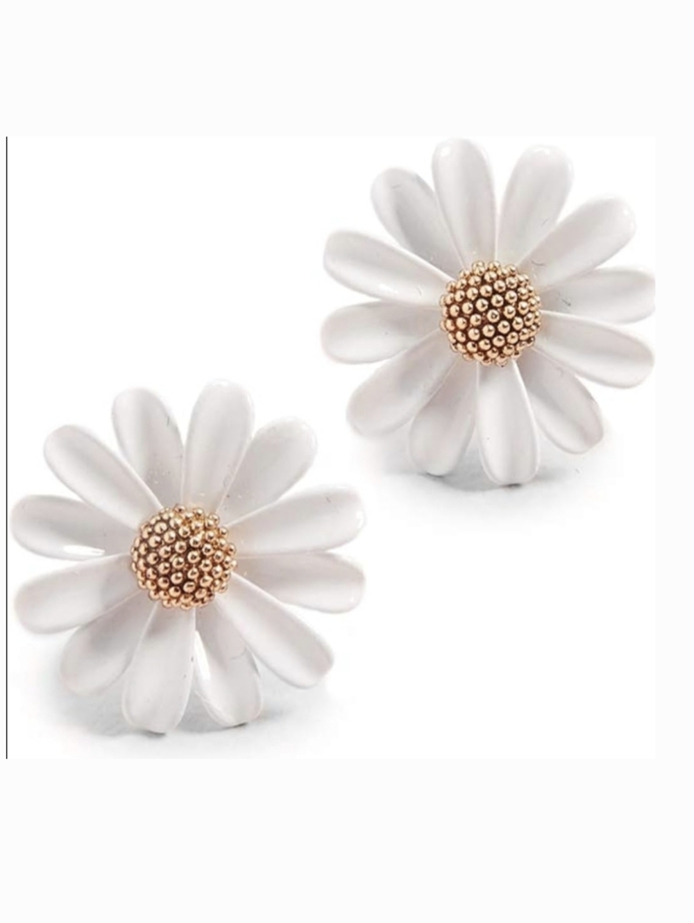 Kate Spade Into The Bloom White Daisy Stud Earrings with Gold Center